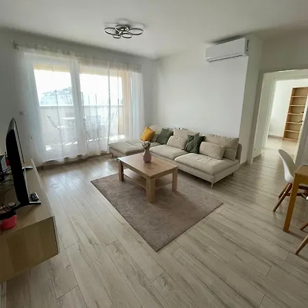 Penthouse Young #freeparking * Budapest