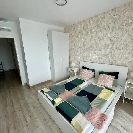 Apartament Penthouse Young #freeparking